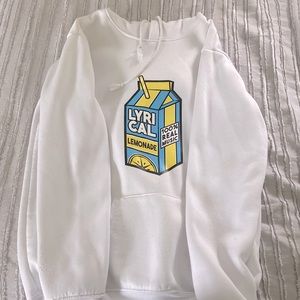 lyrical lemonade hoodie - size l